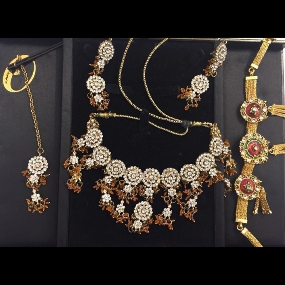 Desi jewelry set